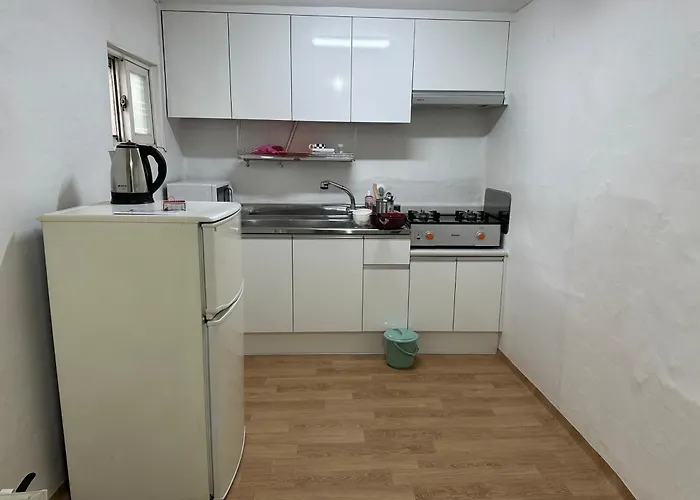 Hanok House With A Yard 1 *